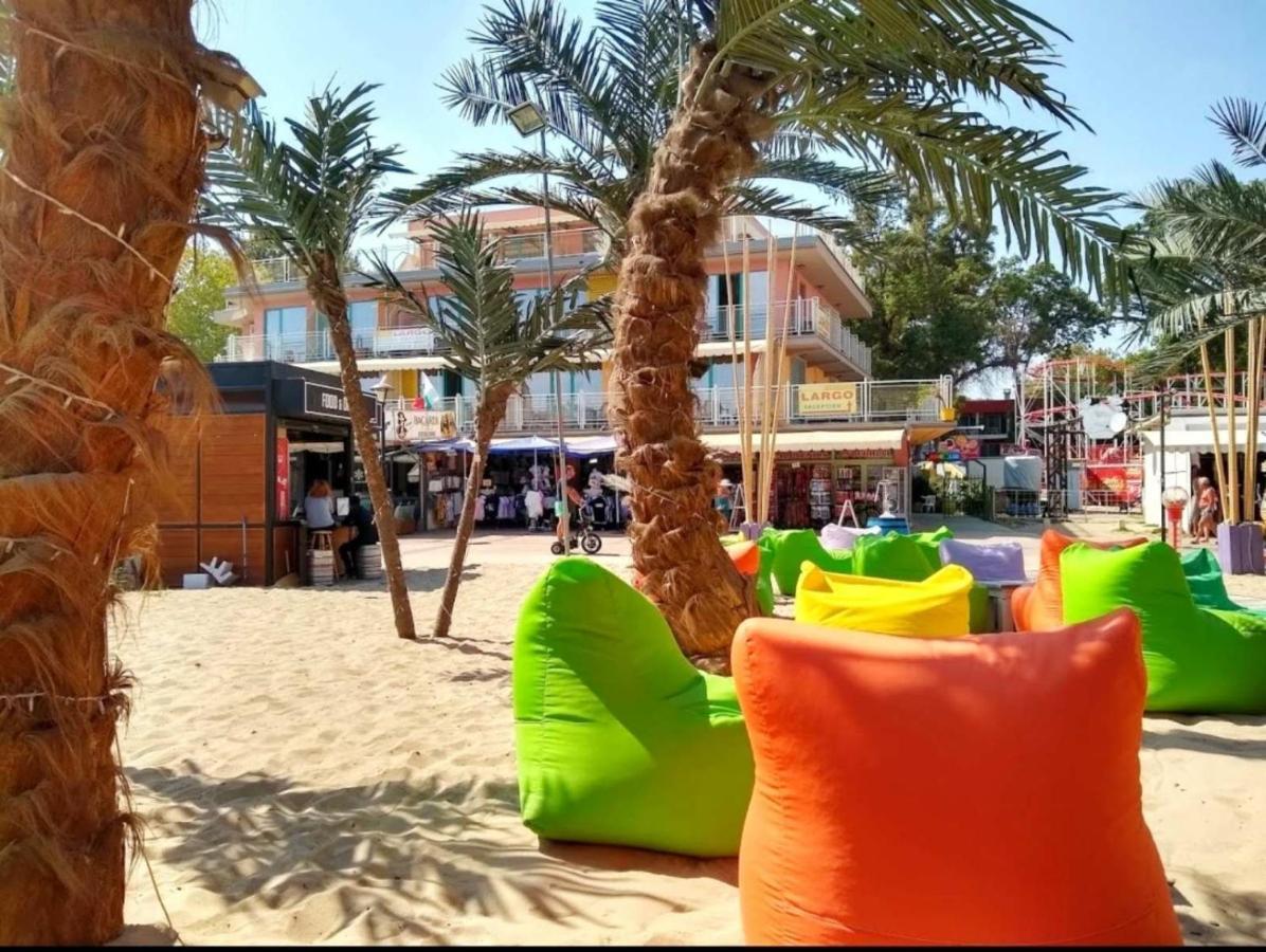 Hotel Largo Beach Sunny Beach Exterior foto